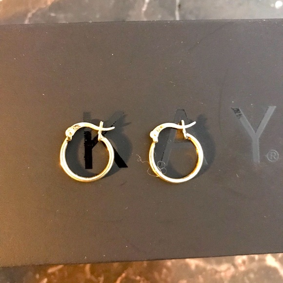 Beautiful 10 K gold hoops . Safety clasp - Picture 1 of 4